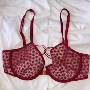 Victoria’s Secret Starburst Unlined Demi Bra